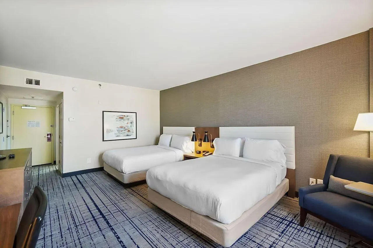 Doubletree By Hilton South Charlotte Tyvola Hotel