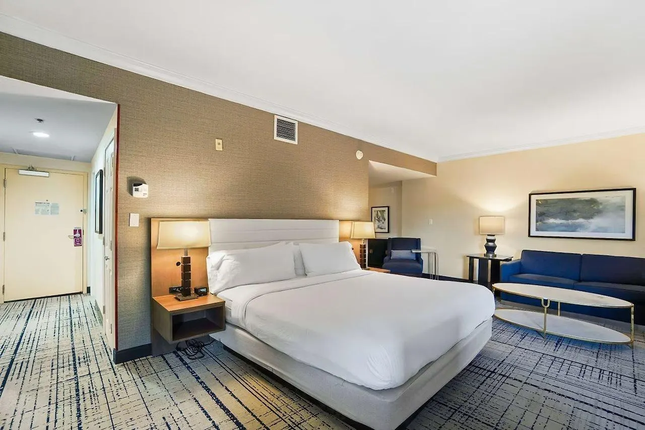 Doubletree By Hilton South Charlotte Tyvola Hotel